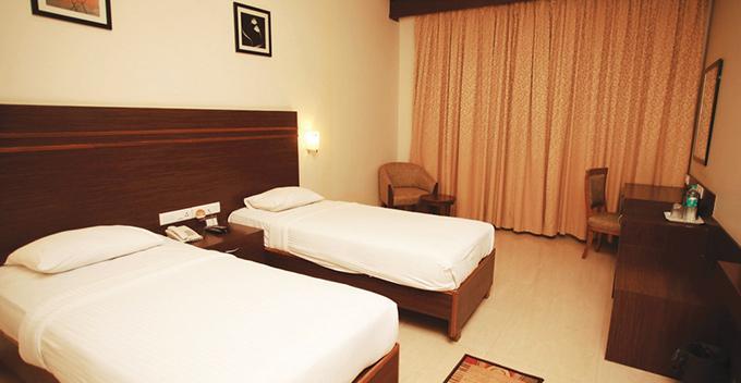 The Caliph Hotel, Mumbai Near Powai Lake מראה חיצוני תמונה