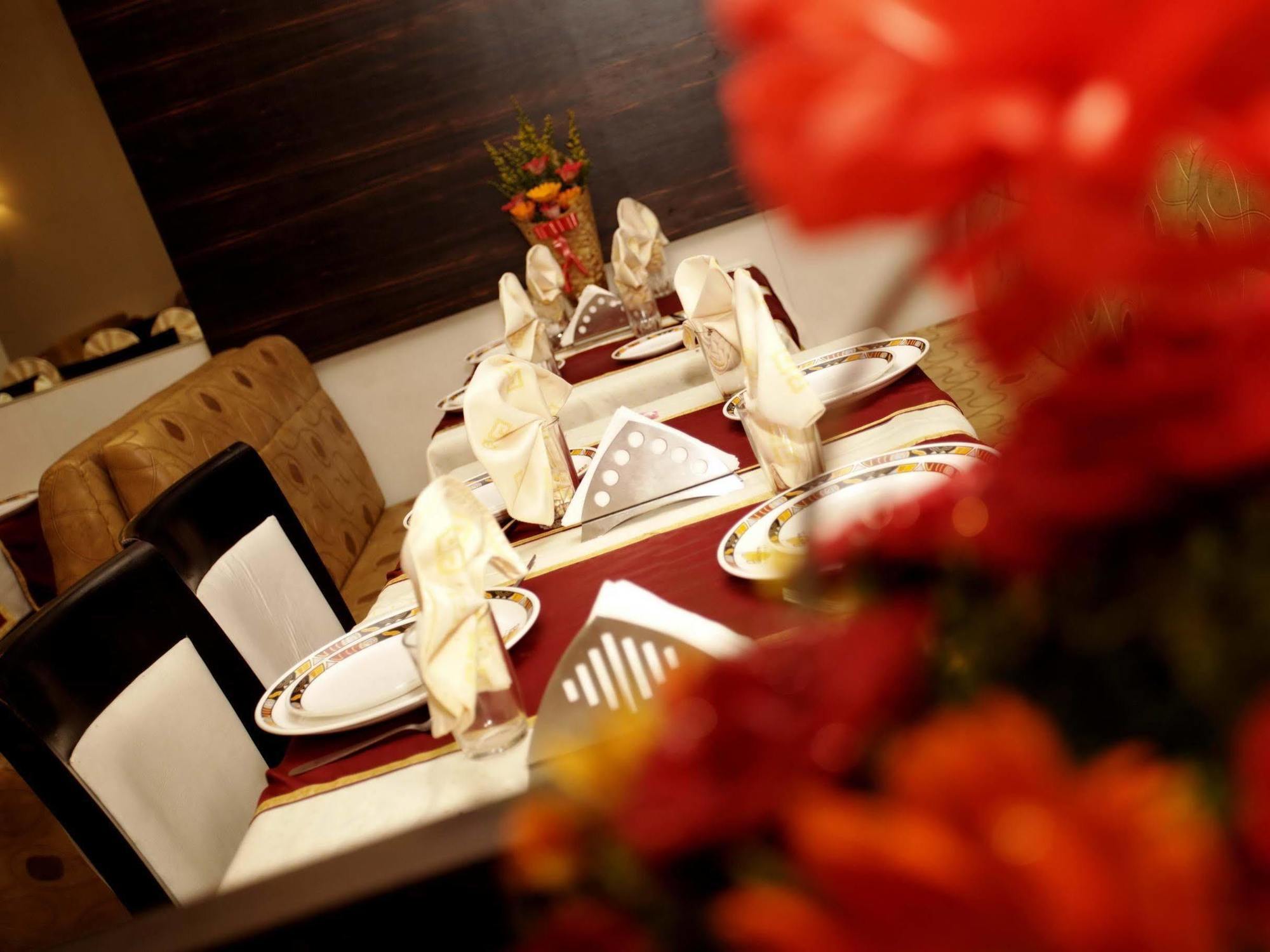 The Caliph Hotel, Mumbai Near Powai Lake מראה חיצוני תמונה
